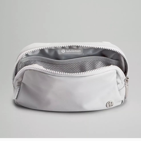 Lululemon everyday belt bag. NIP with tags. Silver drop white color in 1L. - Picture 6 of 6